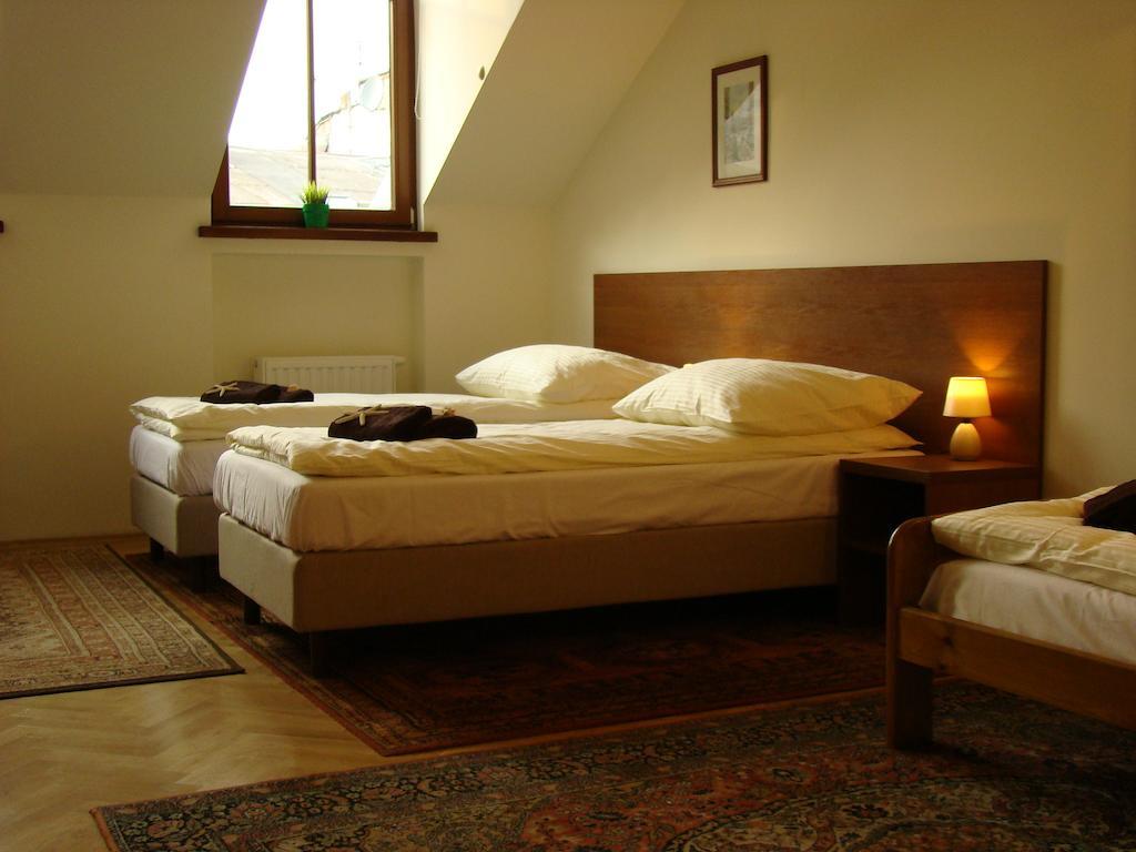 Royal Route 29 Comfort Rooms Krakov Pokoj fotografie