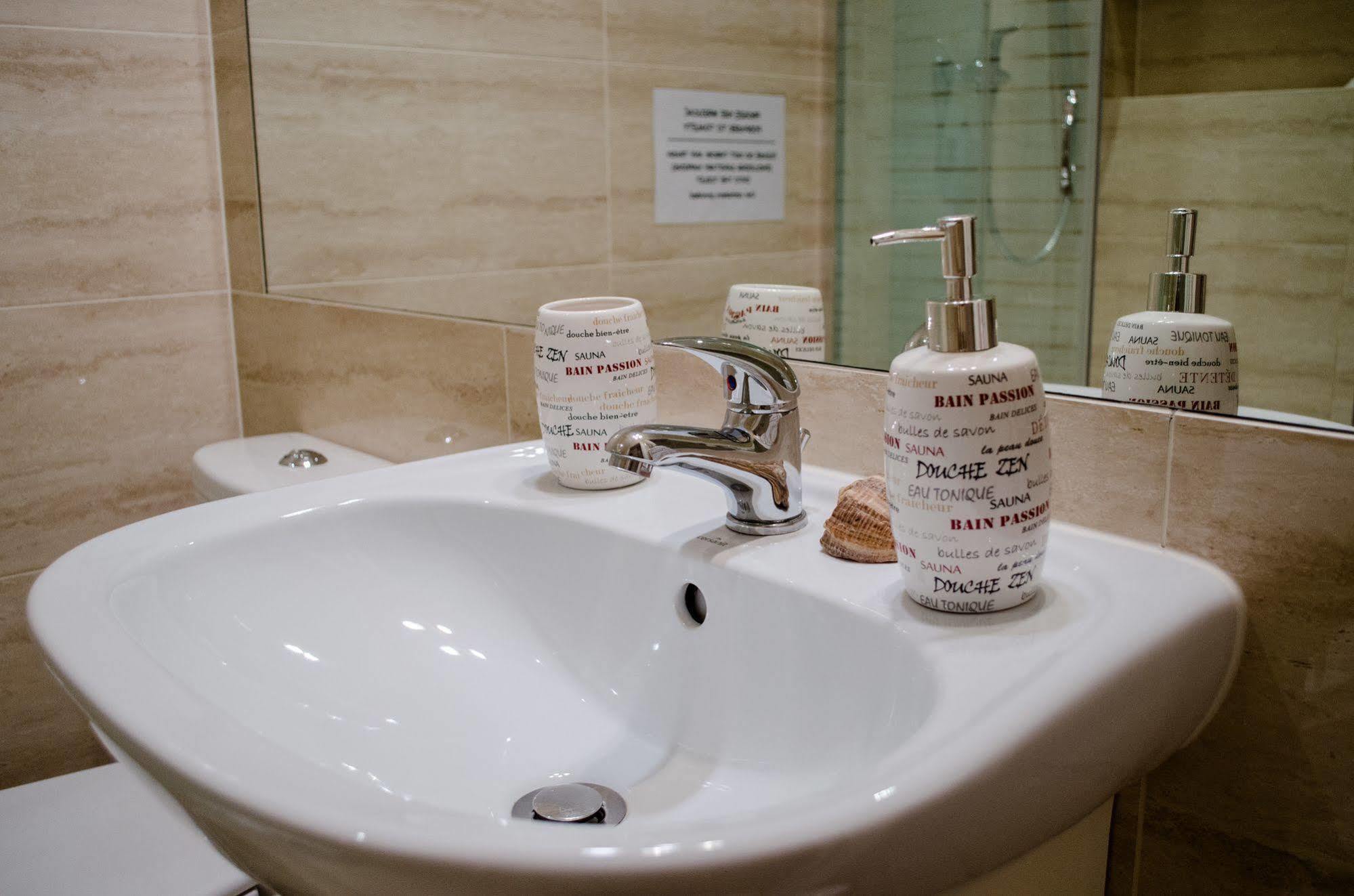 Royal Route 29 Comfort Rooms Krakov Exteriér fotografie